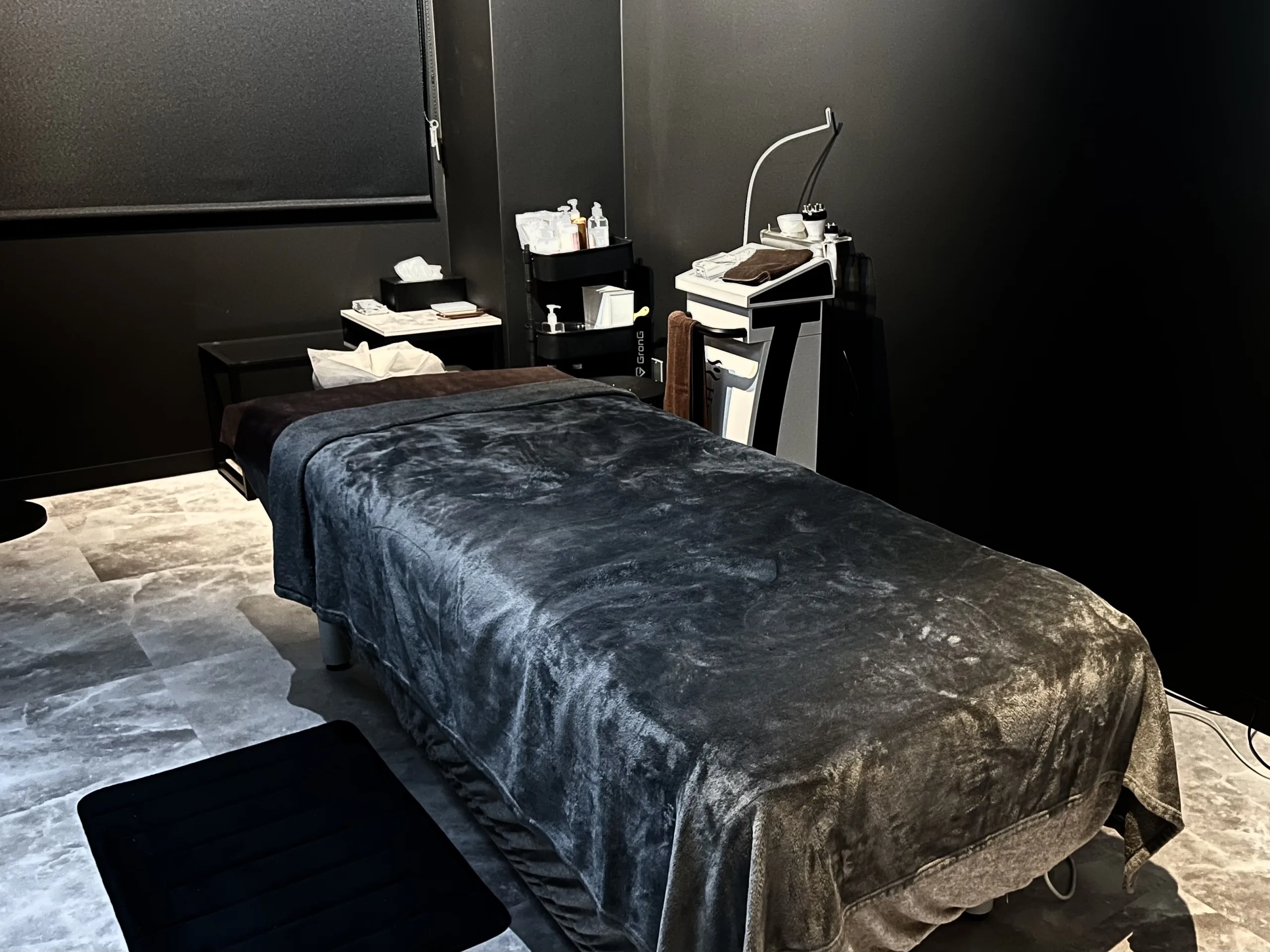 神楽坂・飯田橋のパーソナルジムQUALITAS神楽坂店のエステルームの内装